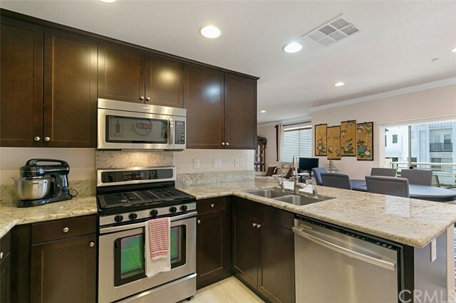 Property Photo:  13032 Union Avenue 201  CA 90250 