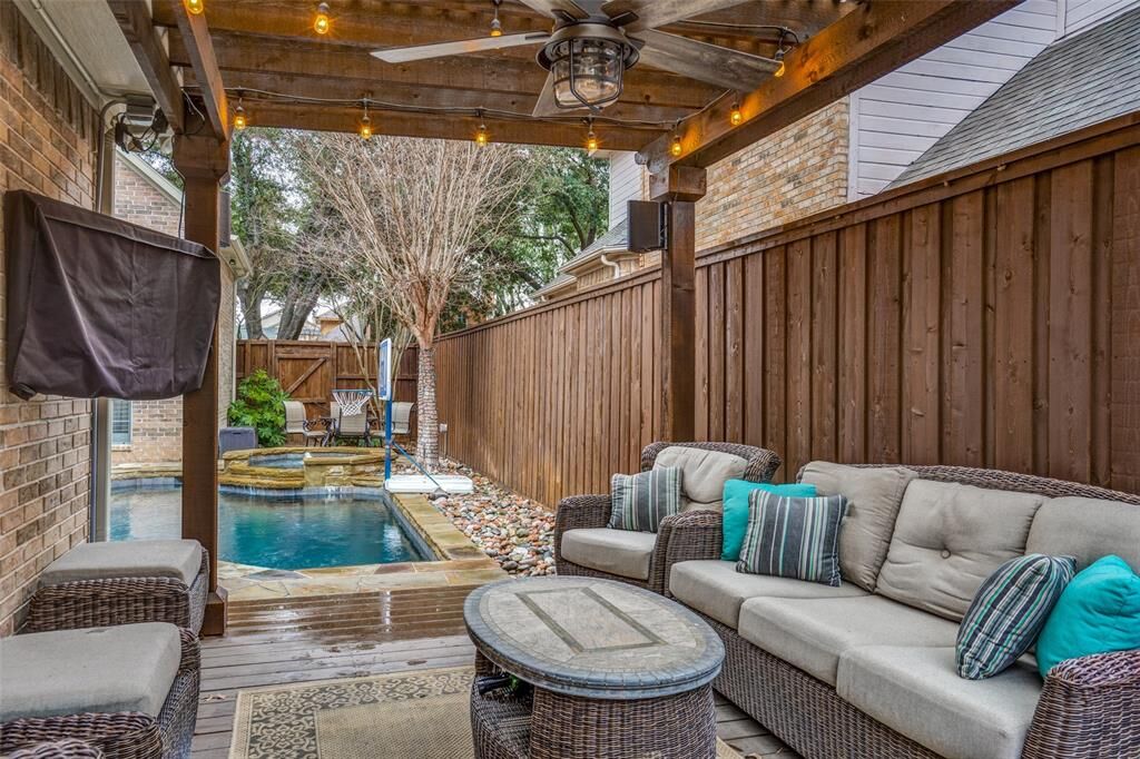 Property Photo: 6316 Yorkdale Drive TX 75093