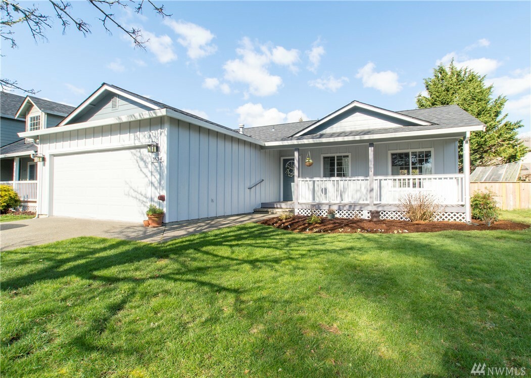 Property Photo: 1634 Bright Star Wy NE WA 98506
