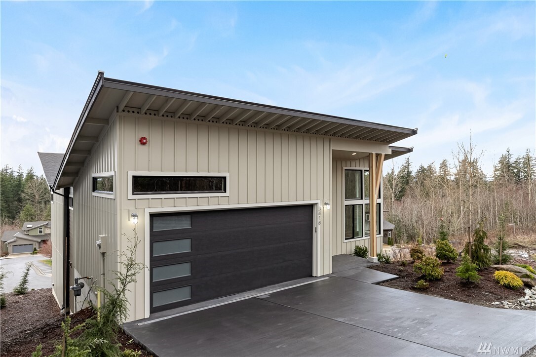 Property Photo: 3418 Sussex Drive WA 98226
