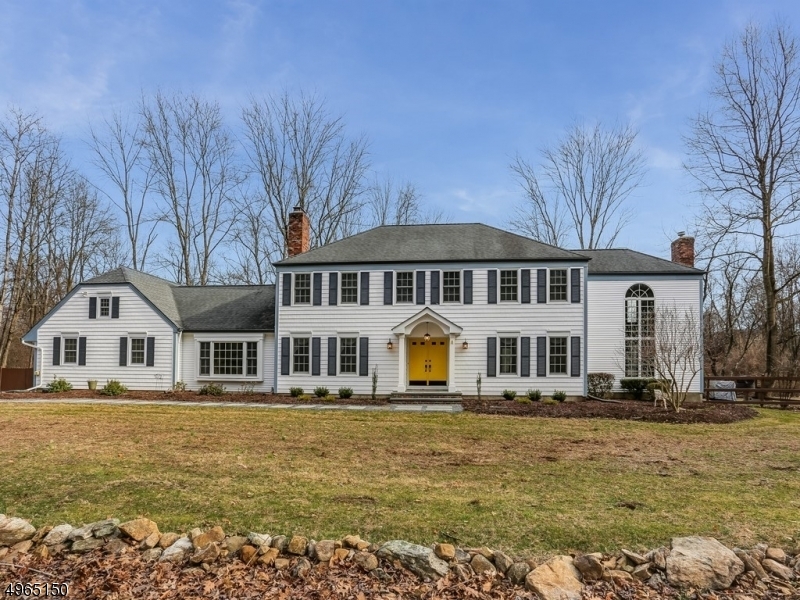 Property Photo: 21 Fieldstone Dr NJ 07853