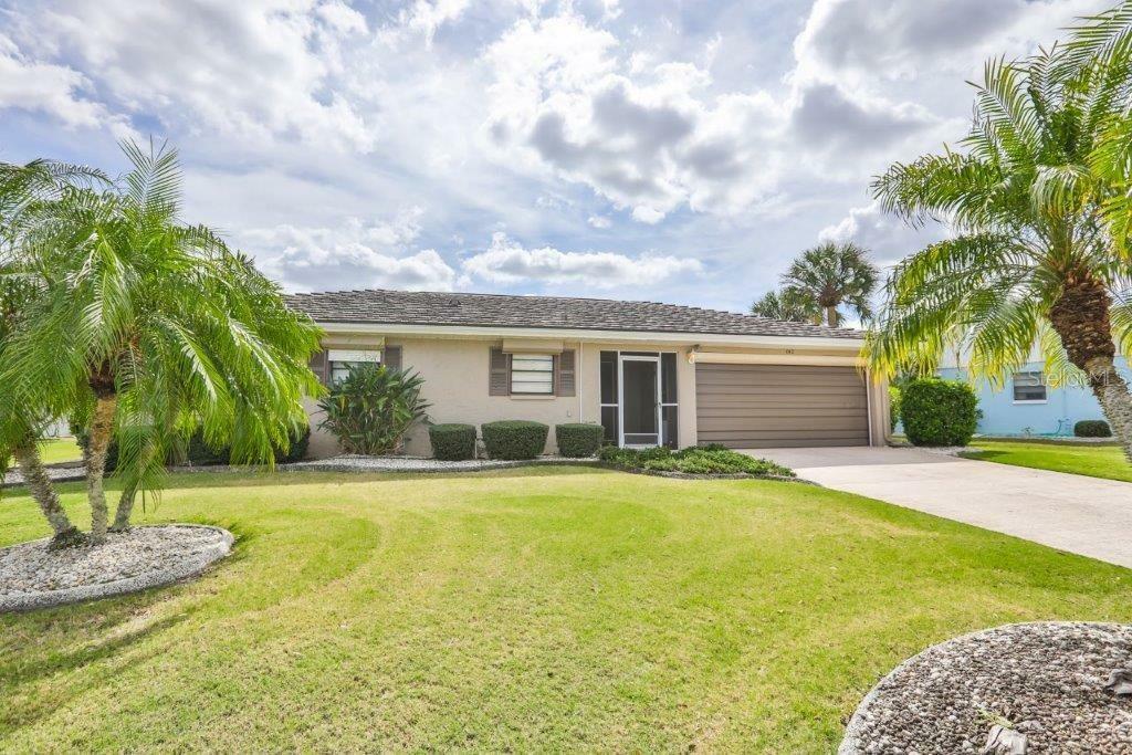 Property Photo:  102 Wintersong Lane  FL 33573 