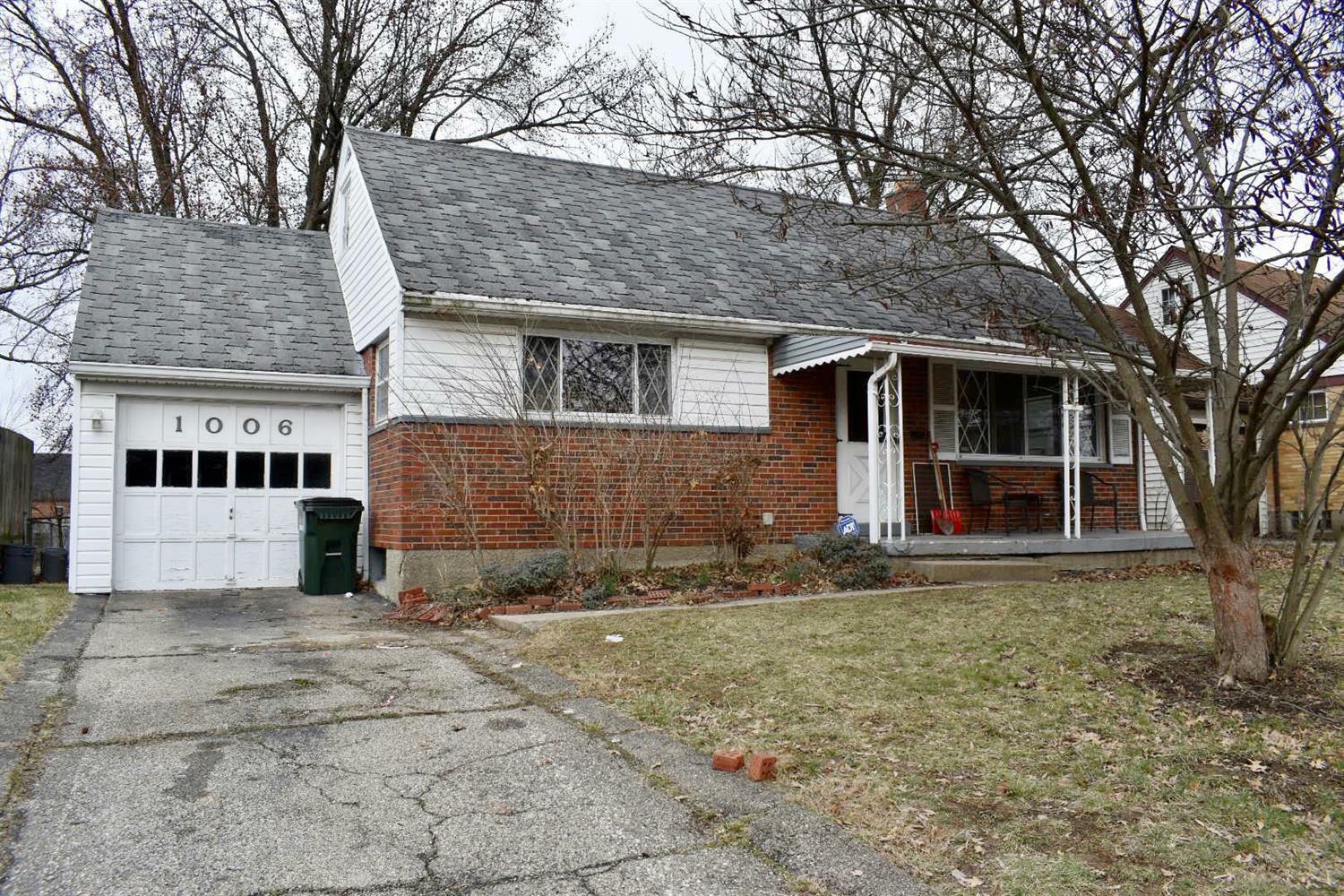 Property Photo: 1006 Hempstead Dr OH 45231