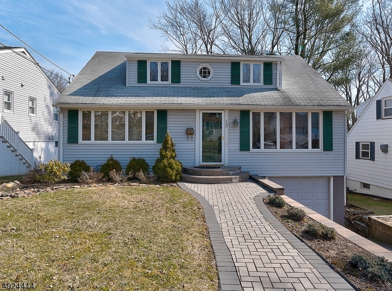 Property Photo:  13 Carolina Ave  NJ 07052 