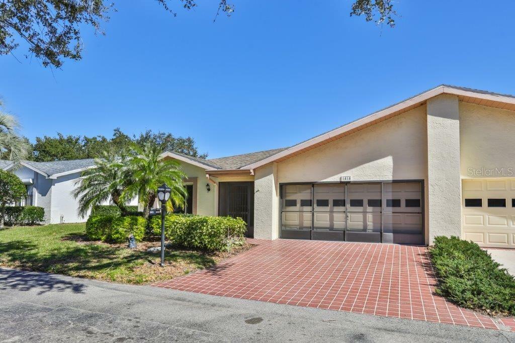 Property Photo:  1414 Leland Drive 50  FL 33573 