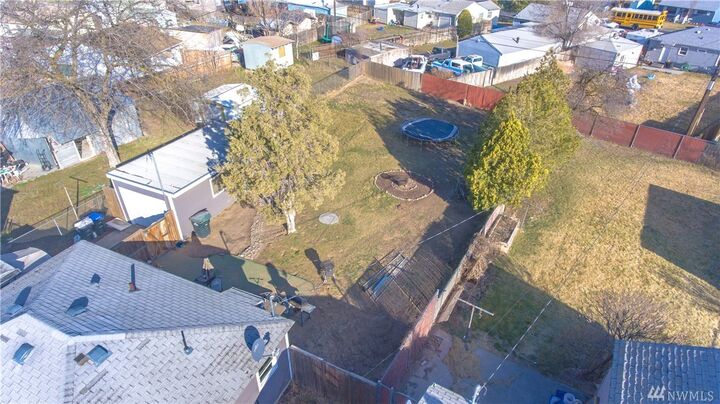 Property Photo:  423 N Mattson Drive  WA 98837 