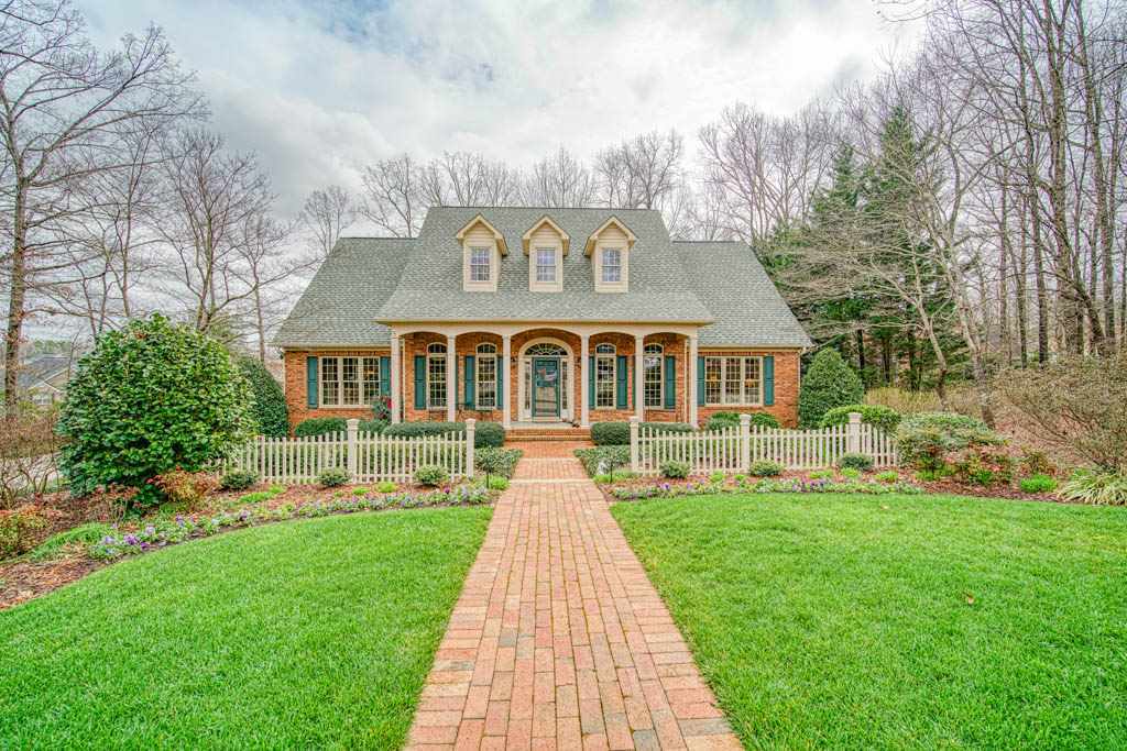Property Photo: 114 Crown Oak Court SC 29301