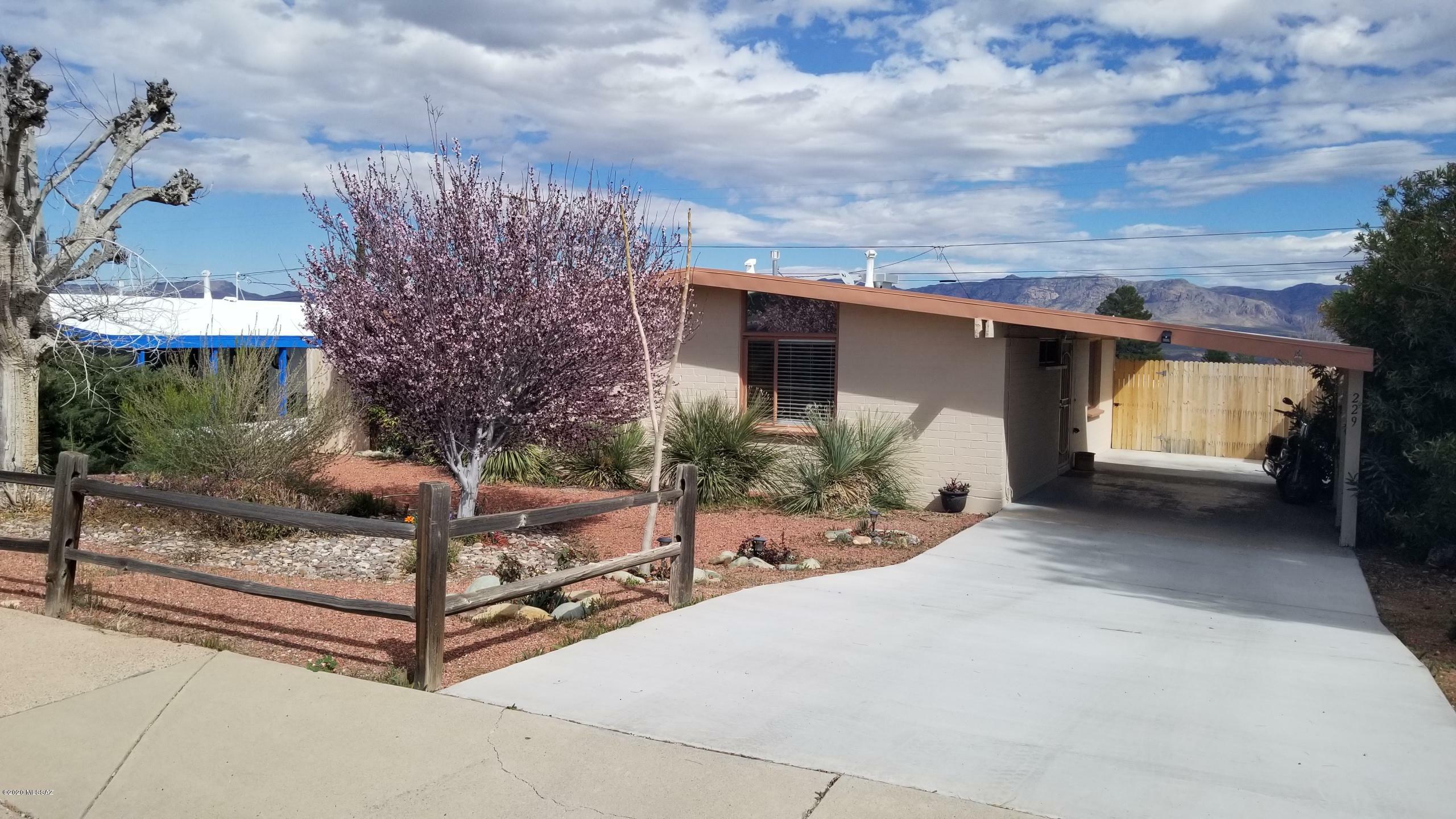 Property Photo:  229 McNab Parkway  AZ 85631 