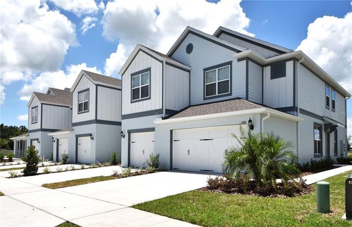 Property Photo:  3815 Plainview Drive  FL 32824 