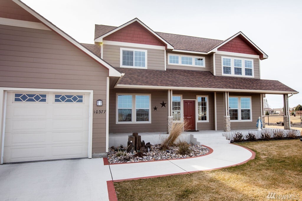 Property Photo: 10377 Road 5.7 NE WA 98837