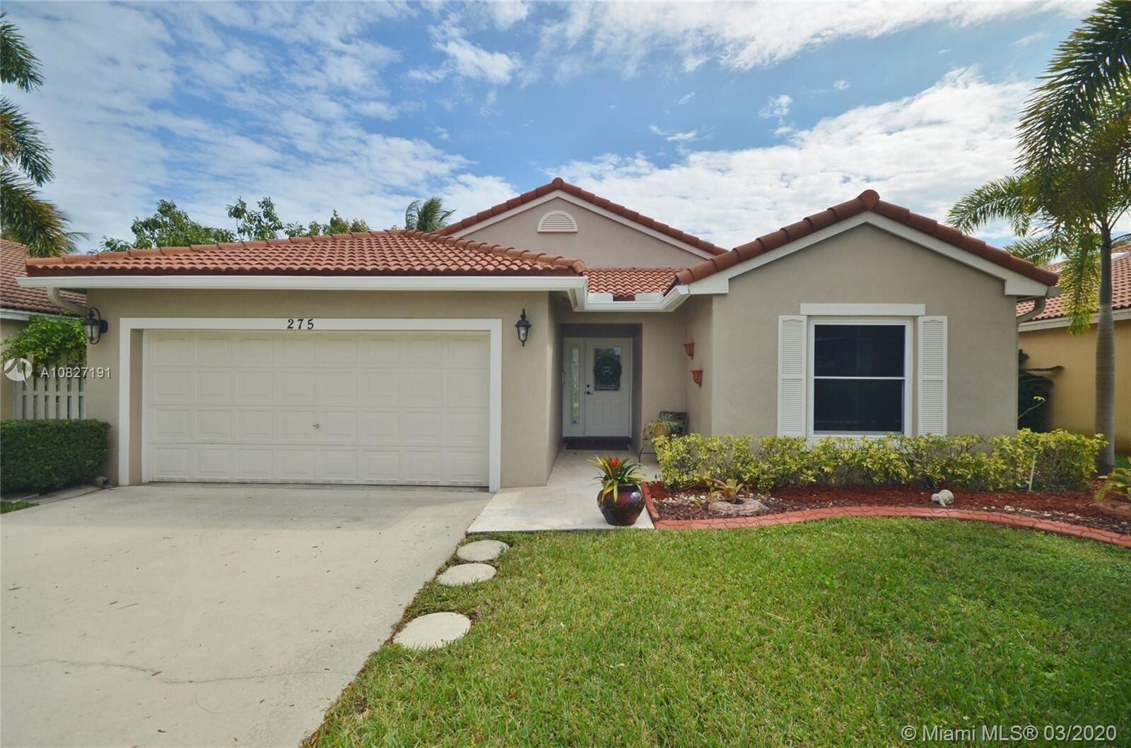 Property Photo: 275 NW 165th Ave FL 33028