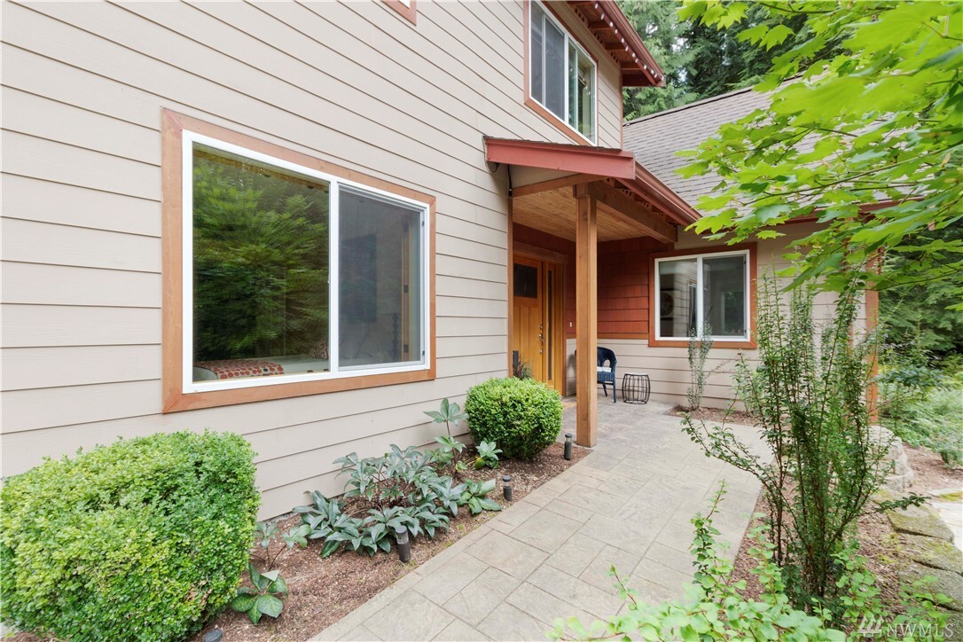 Property Photo: 20 Shetland Court WA 98229