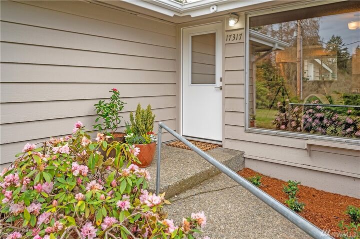 17317  96th Place SW  Vashon WA 98070 photo