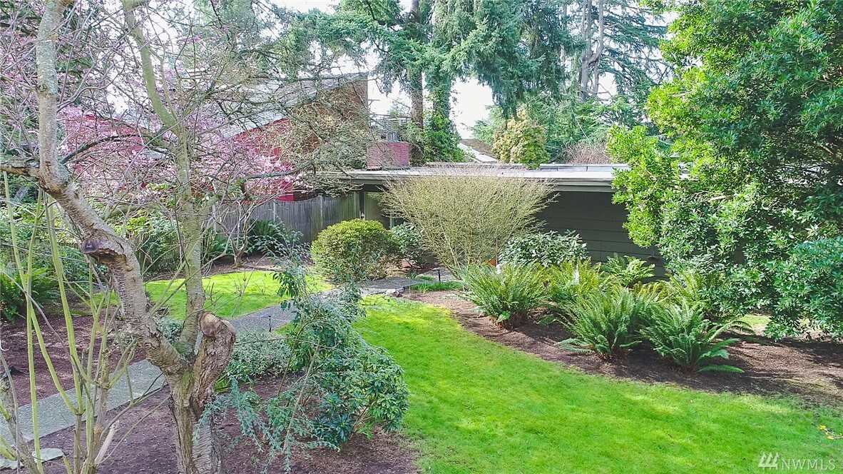 Property Photo: 12717 4th Avenue NW WA 98177