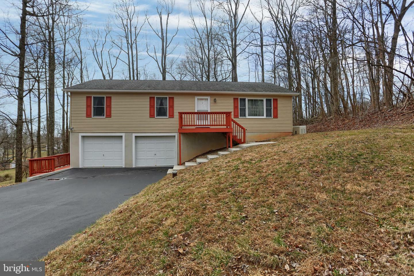 Property Photo: 9 Peach Tree Trail PA 17320
