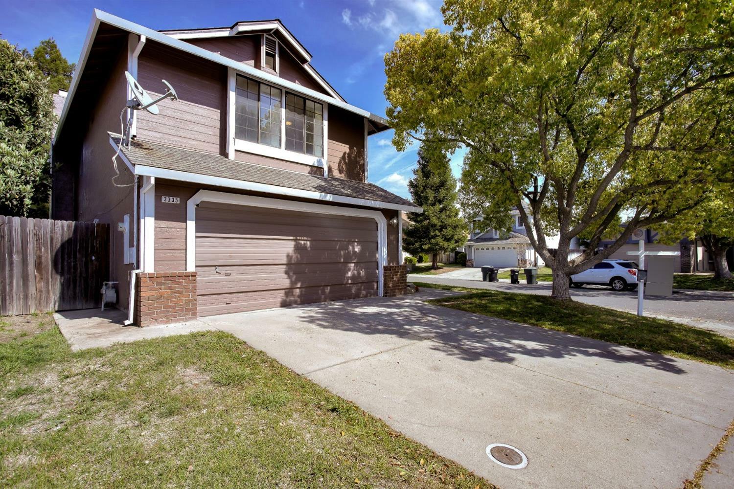 Property Photo: 3335 Lowther Way CA 95843