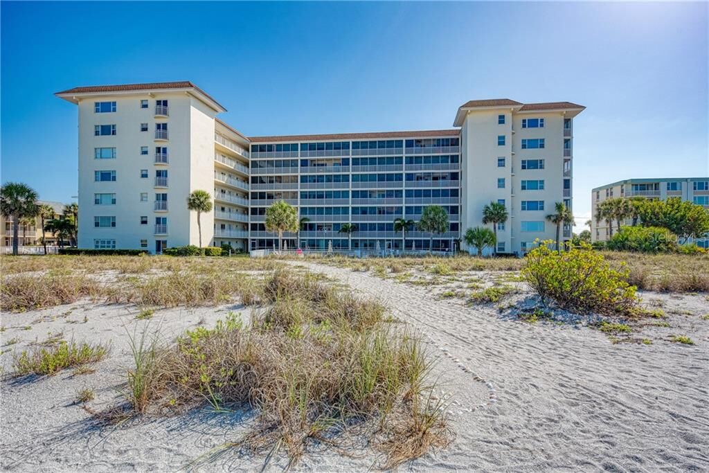 Property Photo: 1150 Tarpon Center Drive 4-C FL 34285
