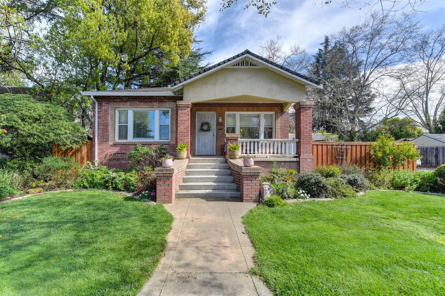 Property Photo: 1857 39th Street CA 95816