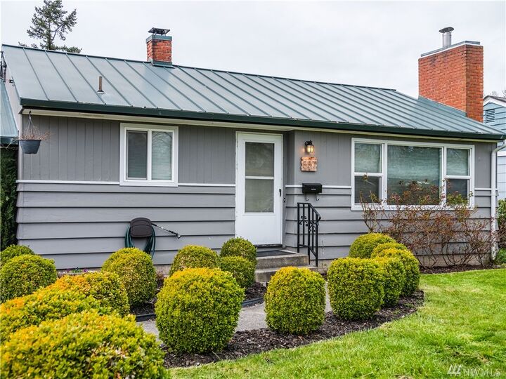 Property Photo:  557  SE Glencoe Street  WA 98277 