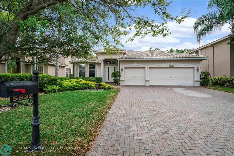 Property Photo:  5832 NW 56th Dr  FL 33067 