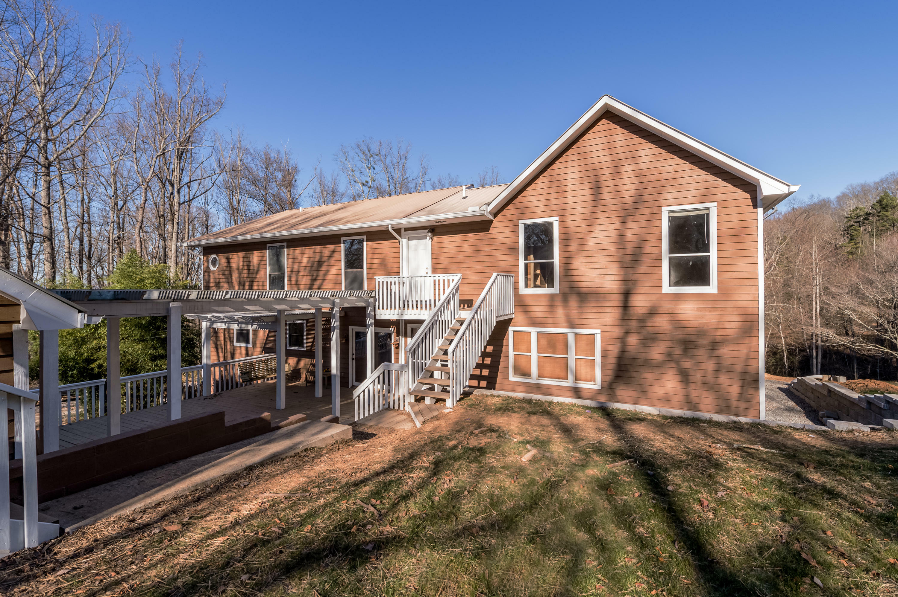 Property Photo:  7886 Brownvue Rd  TN 37931 