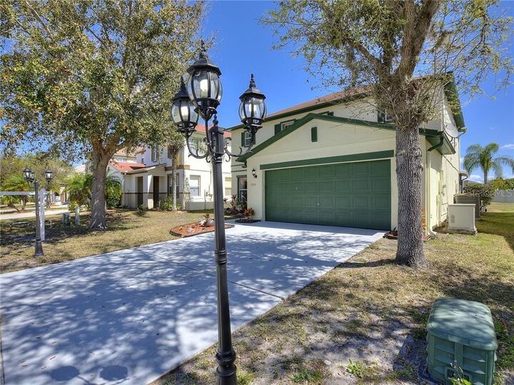 Property Photo: 1995 Kimlyn Circle FL 34758
