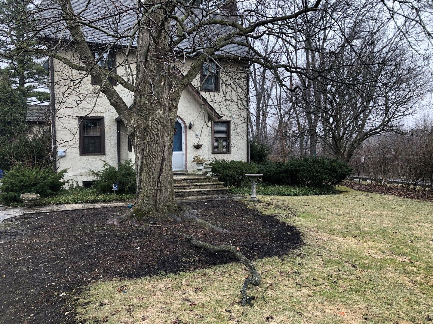 Property Photo:  878 Half Day Road  IL 60035 