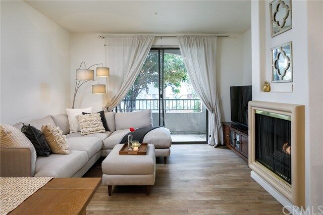 Property Photo: 555 Maine Avenue 105 CA 90802