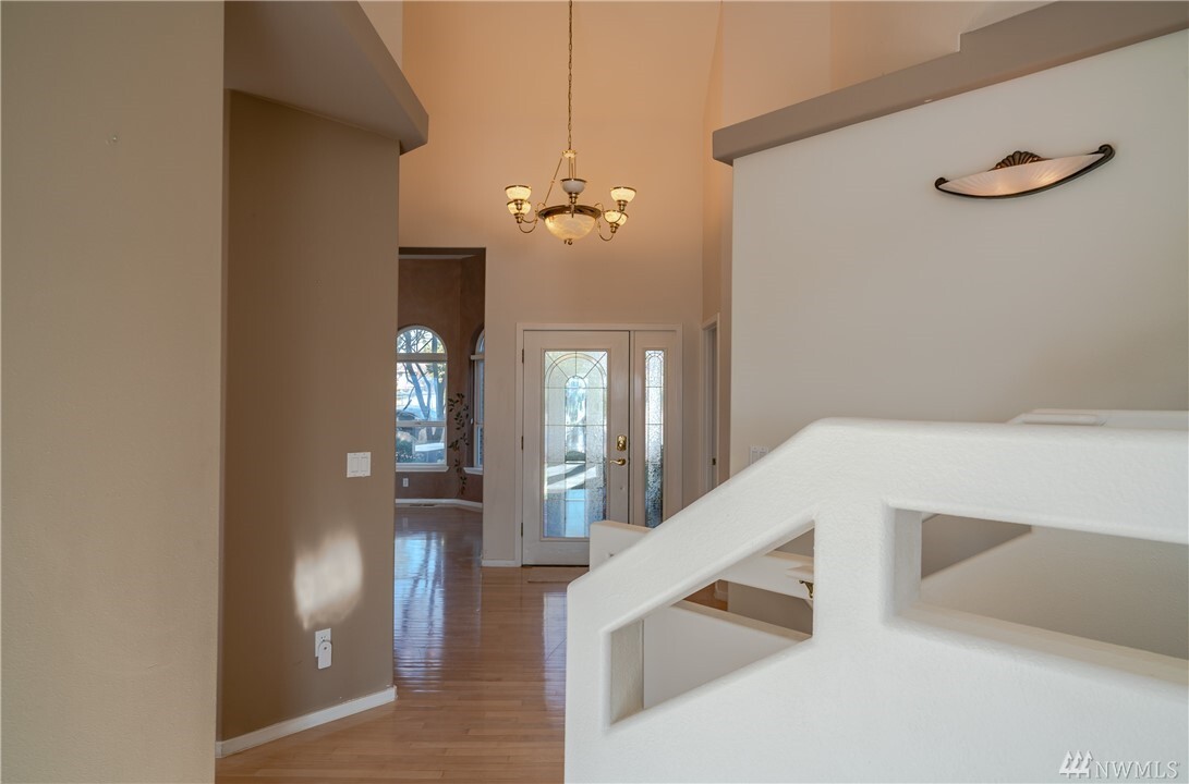 Property Photo: 3945 W Eaglerock Drive WA 98801