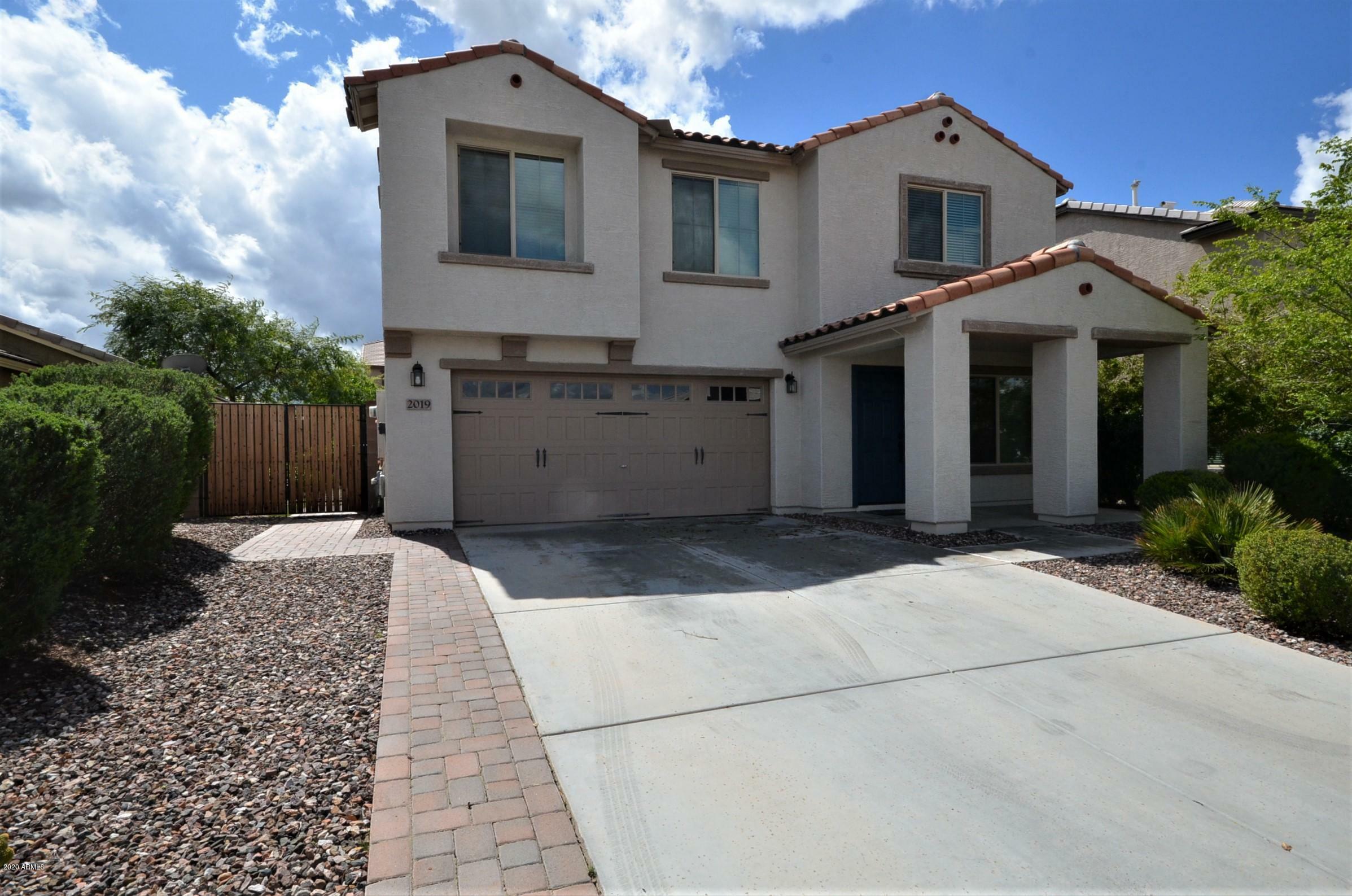 Property Photo:  2019 E Lindrick Drive  AZ 85298 