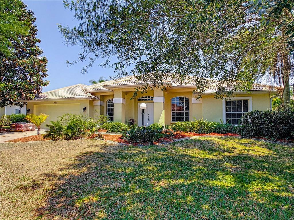 Property Photo:  4967 Cedar Oak Way  FL 34233 