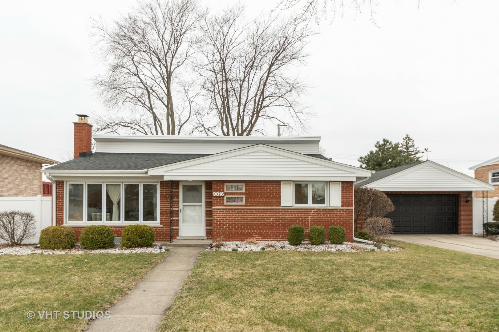 Property Photo:  9816 South Kolin Avenue  IL 60453 