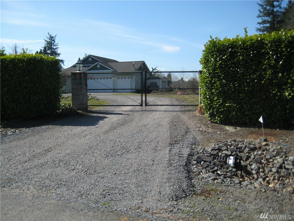 Property Photo:  8108 286th St Ct S  WA 98580 