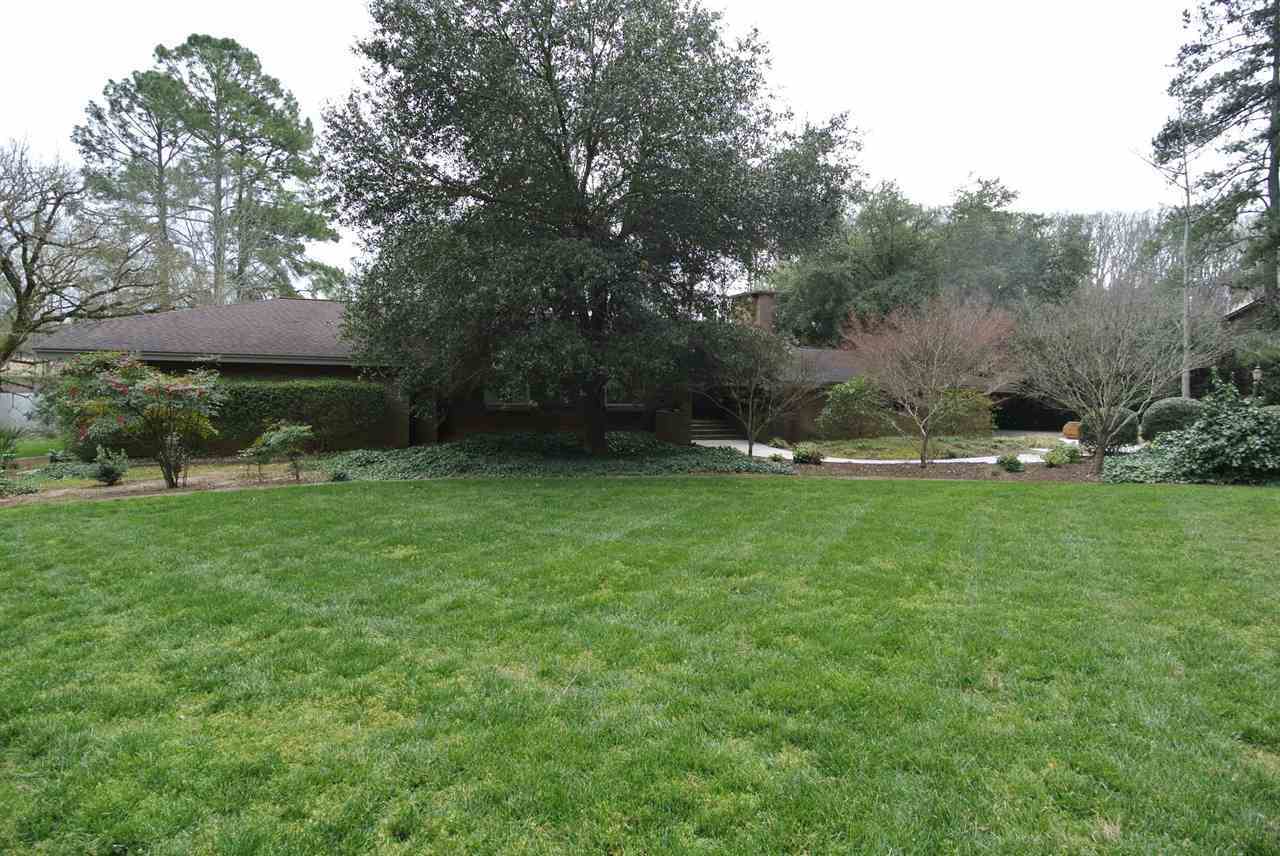 Property Photo:  50 Lake Forest Drive  SC 29302 