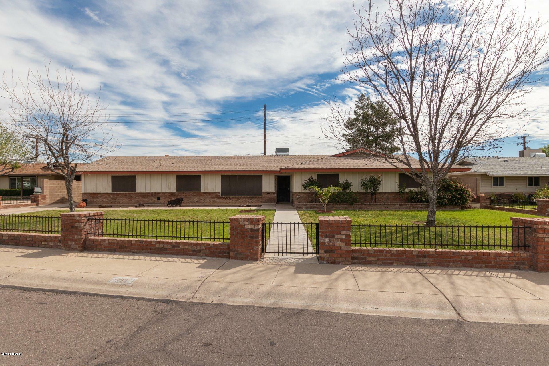 Property Photo:  7233 N 23rd Drive  AZ 85021 