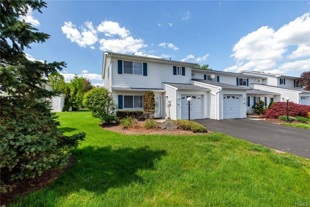 Property Photo:  758 Hewitt Lane  NY 12553 