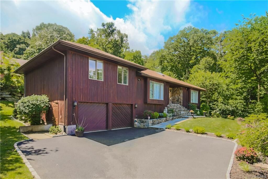 Property Photo: 6 Sandford Street NY 10570