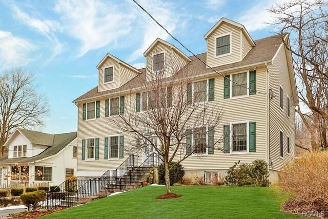 Property Photo:  584 Manhattan Avenue  NY 10594 