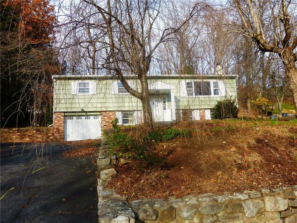 Property Photo:  4 Rockhill Drive  NY 10974 