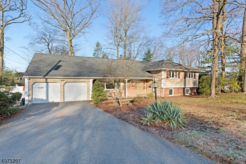 Property Photo:  18 Arundel Rd  NJ 07470 