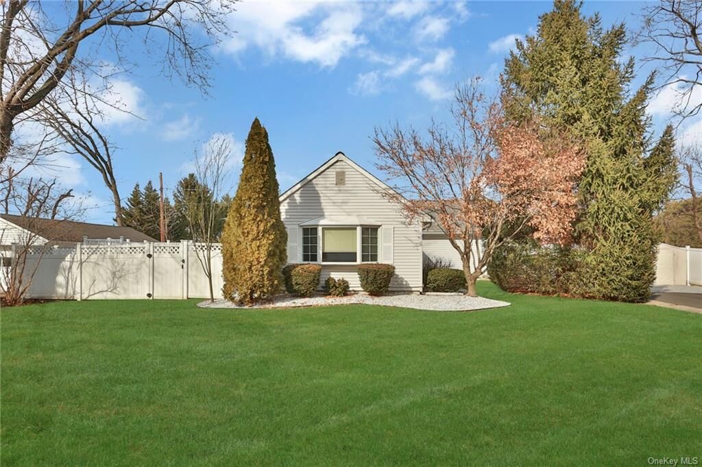 Property Photo: 83 Dustman Lane NY 10954