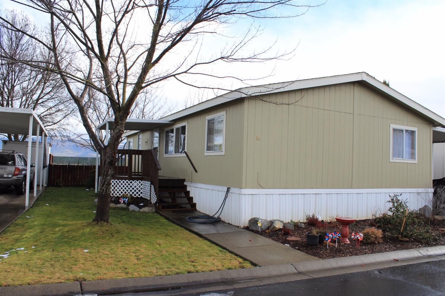Property Photo:  2111 Kings Highway 36  OR 97501 