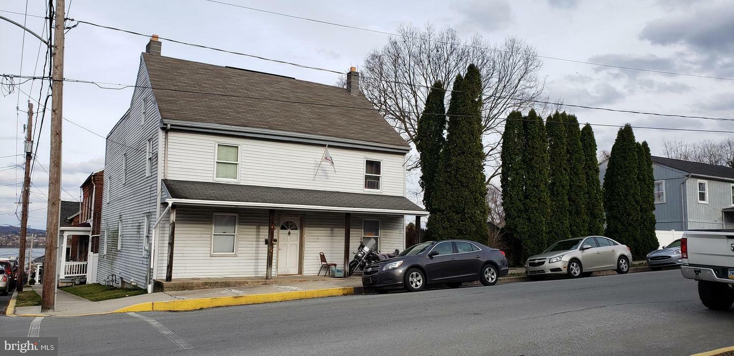 Property Photo:  230 N 3rd Street  PA 17368 