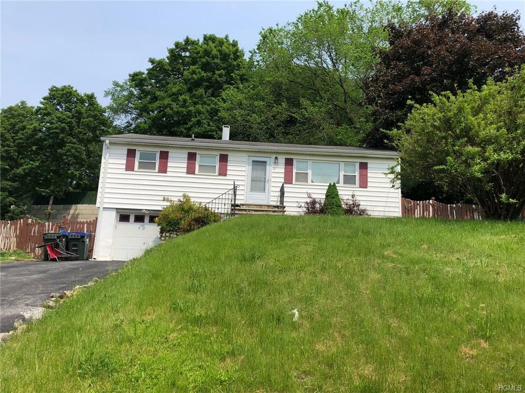 Property Photo:  76 Duelk Avenue  NY 10950 