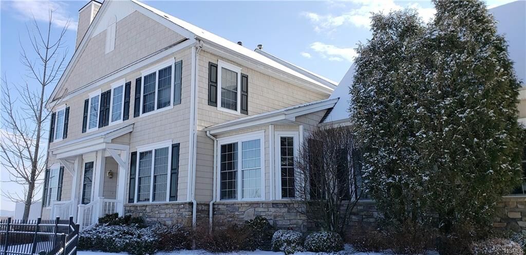 Property Photo: 62 Pinehurst Circle NY 10950
