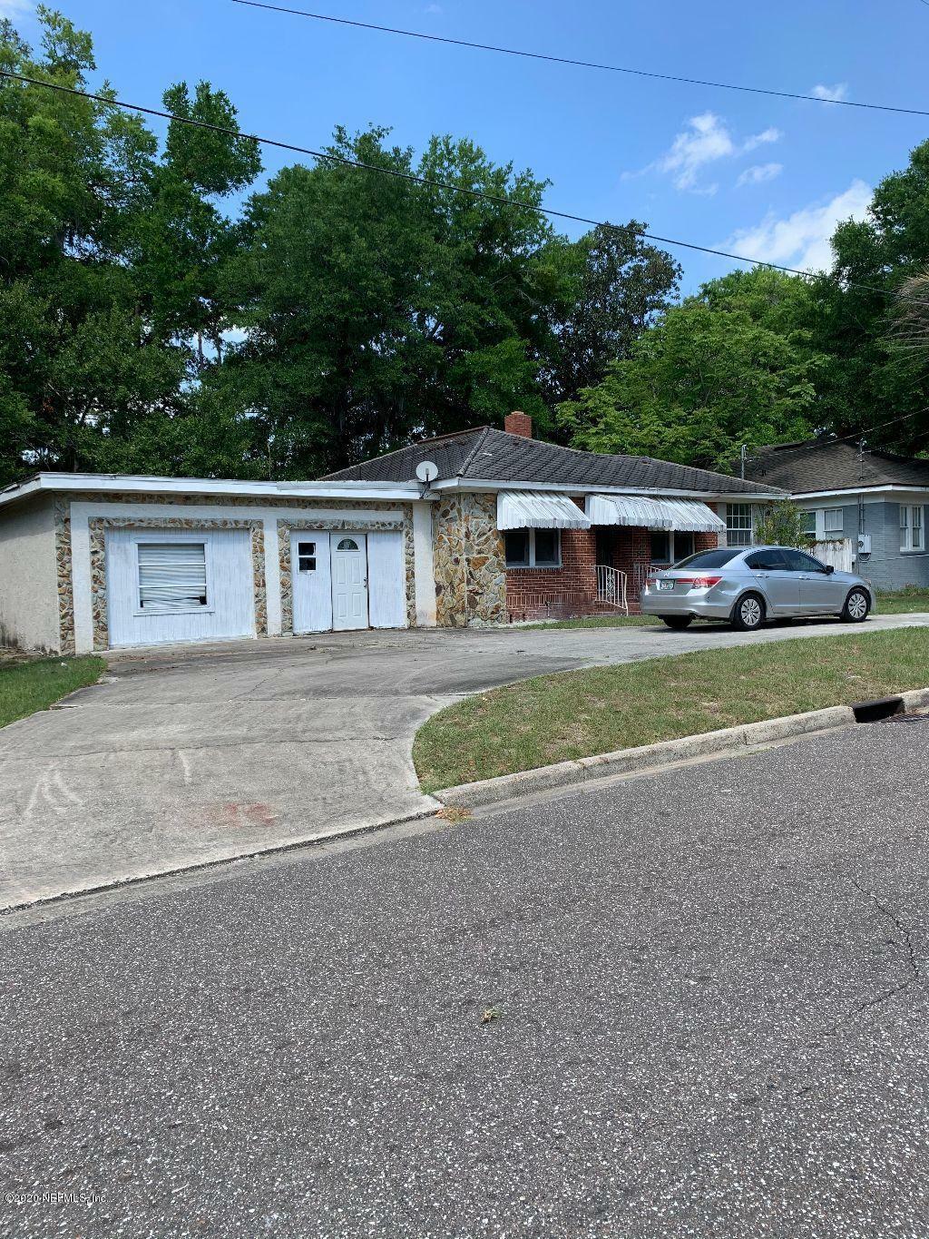 Property Photo:  577 E 58th Street  FL 32208 