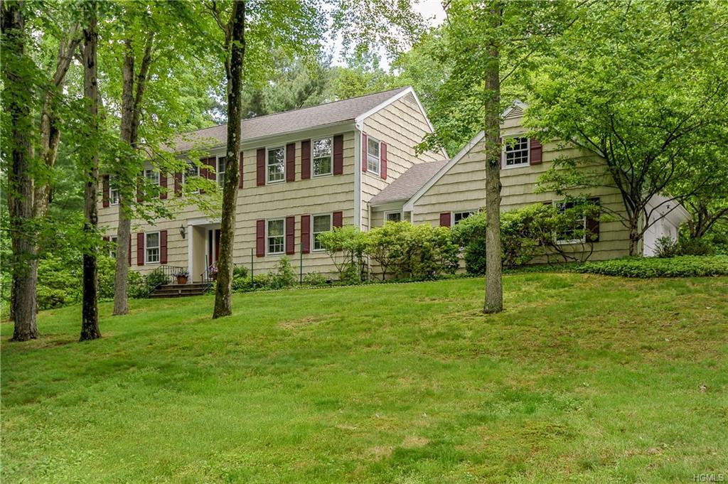 Property Photo:  11 Longview Lane  NY 10514 