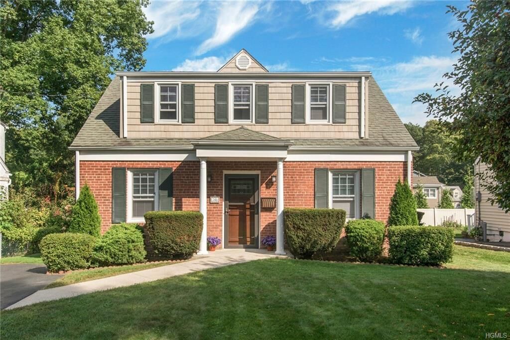 Property Photo:  348 Willis Avenue  NY 10532 