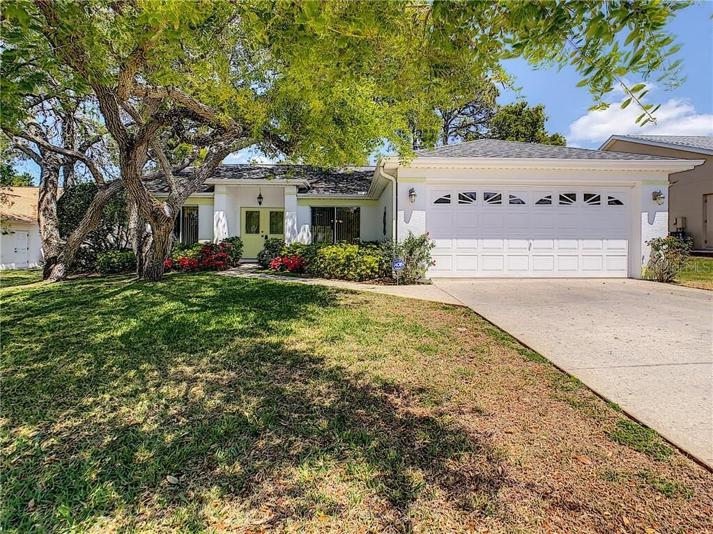 Property Photo: 9039 Irondale Lane FL 34667