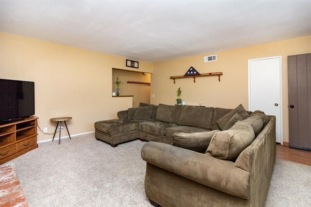 Property Photo:  1024 Elderberry Court  CA 93060 